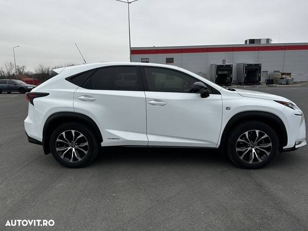 Lexus Seria NX 300h AWD F Sport - 3