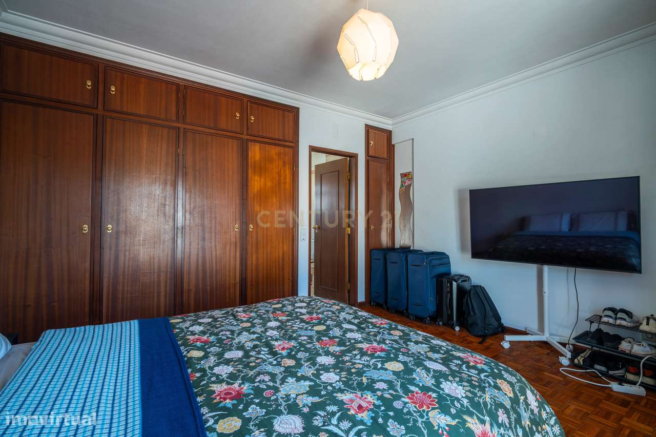 Espetacular Moradia em Cascais com Jardim e Piscina-14