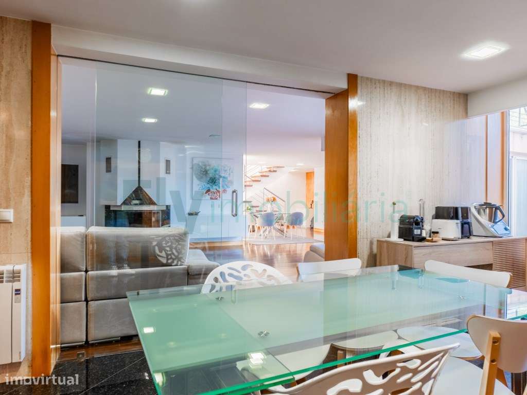 Moradia T3 em Fermentões com Piscina e Zona de Churrasqueira-13