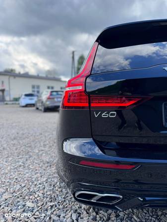 Volvo V60 T5 Geartronic R-Design - 36