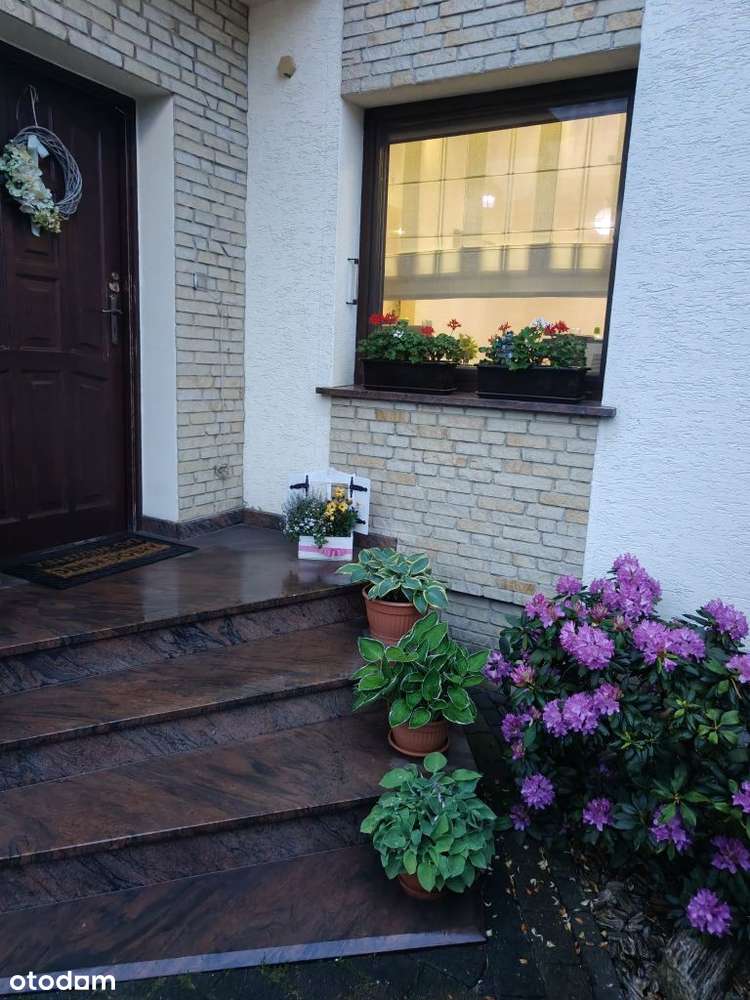 Dom w zabudowie szeregowej . - Pełny obrazek: 1/13