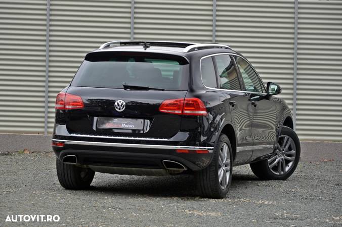 Volkswagen Touareg V6 TDI BMT Supreme Plus - 3