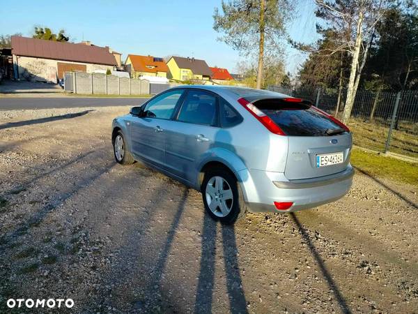 Ford Focus 1.6 Trend - 5