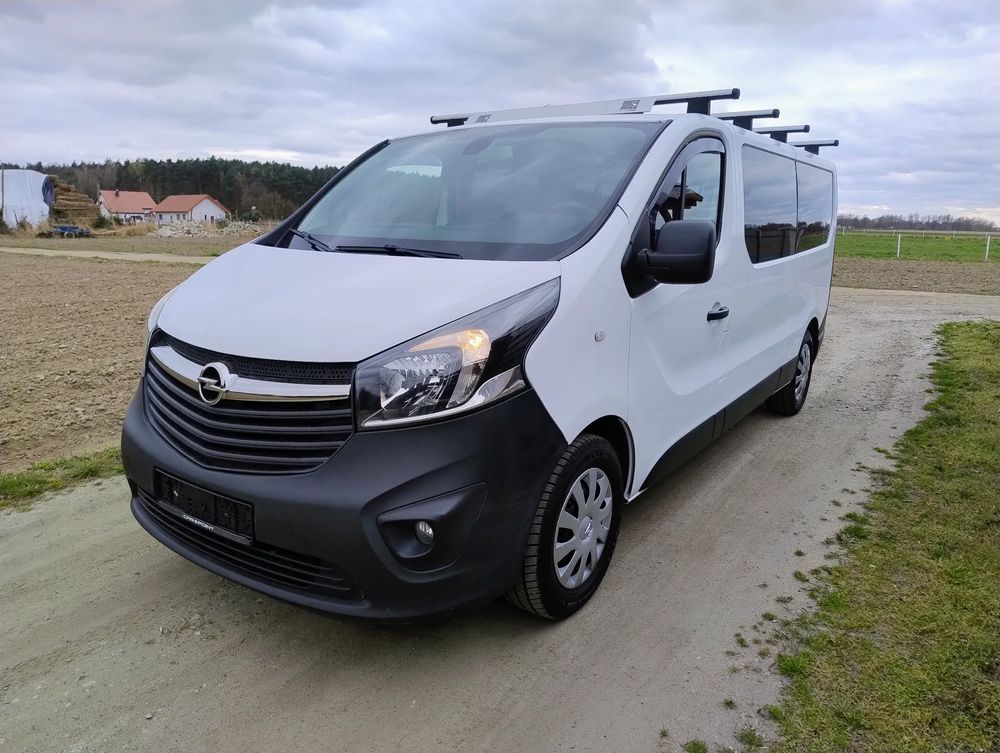 Opel Vivaro II L2H1 S&S Tourer 2016