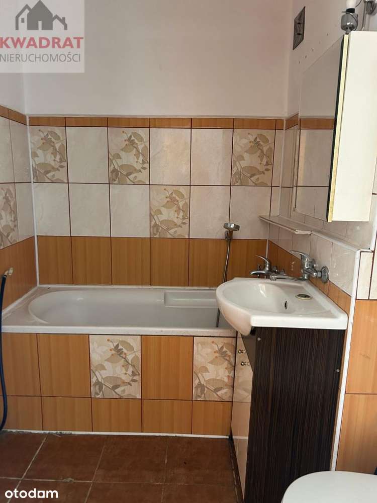 2 pokojowe mieszkanie z balkonem na osiedlu-6