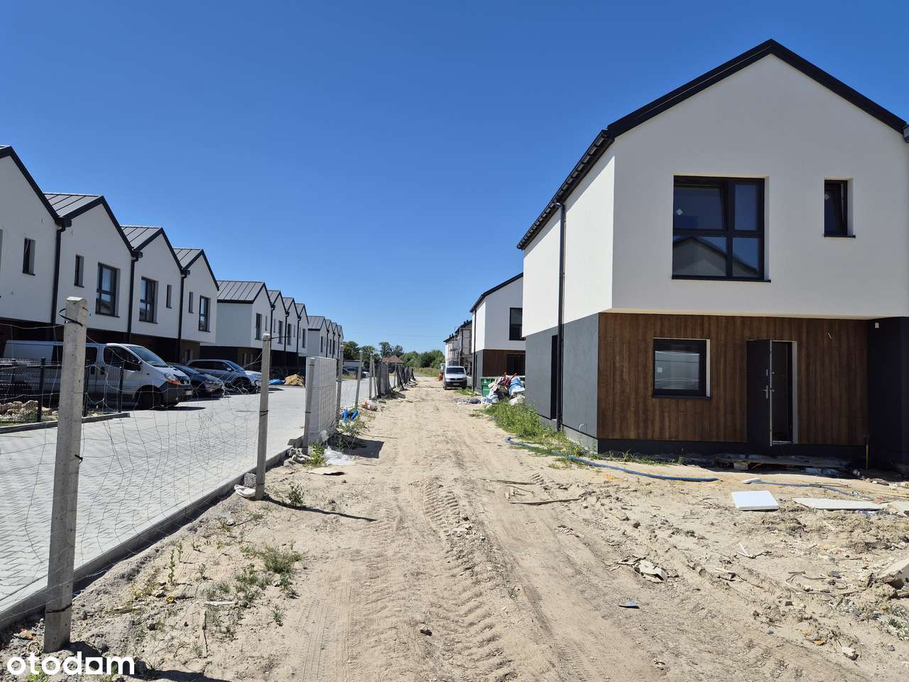 Ostatnie  3 dużymi ogródkami - świetna komunikacja z Warszawą!-1