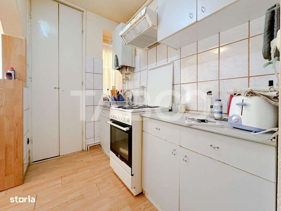 Apartament cu 2 camere in zona Mihai Viteazu retras de la strada - Imagine principală: 5/7