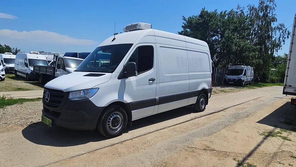 Mercedes-Benz Sprinter 2021