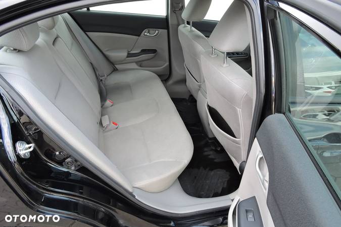 Honda Civic 1.8 Comfort - 12