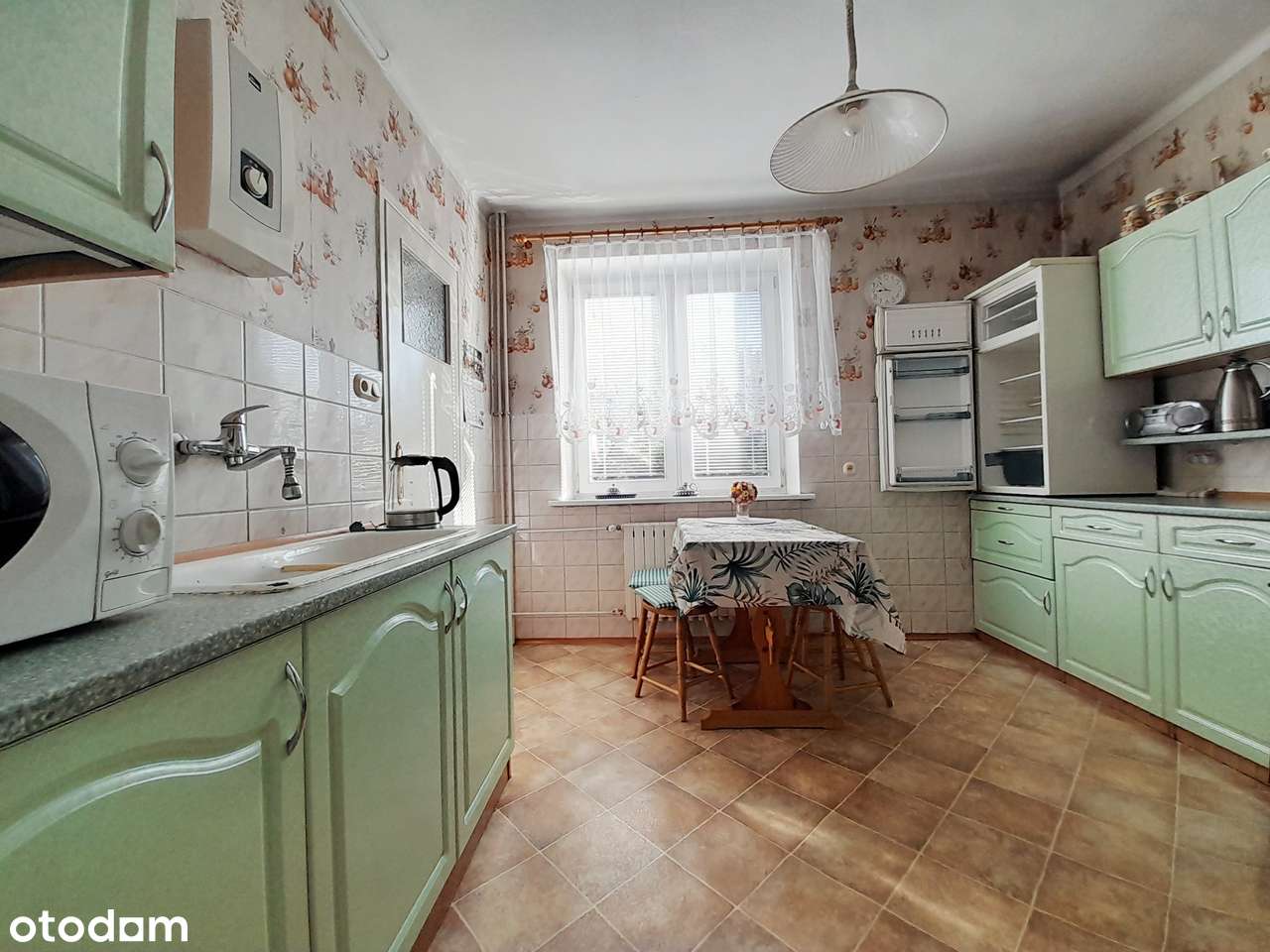 PIĘTRO WOLNOSTOJĄCEGO BUDYNKU W ATRAKCYJNEJ LOKALIZACJI.-11