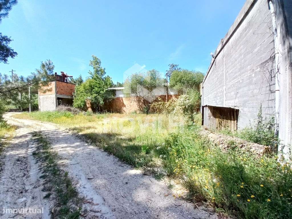 Armazém em Zona industrial do Olival, Ourém - Grande imagem: 5/10