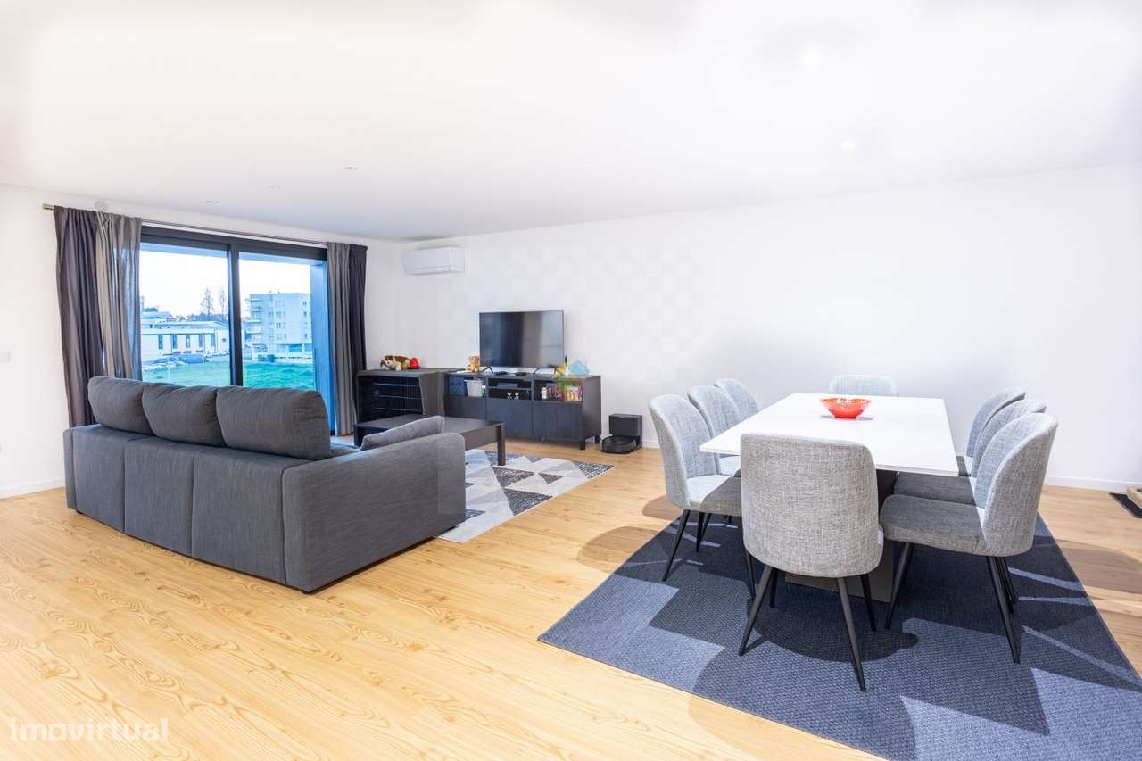 Apartamento T3 de Luxo Localização Premium Lourosa-3