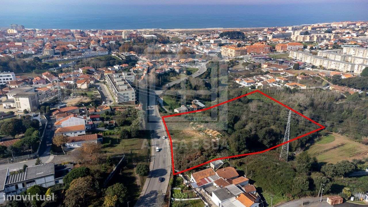 Terreno com 13.000 m2 na entrada de Espinho e ideal para investidores - Grande imagem: 4/12