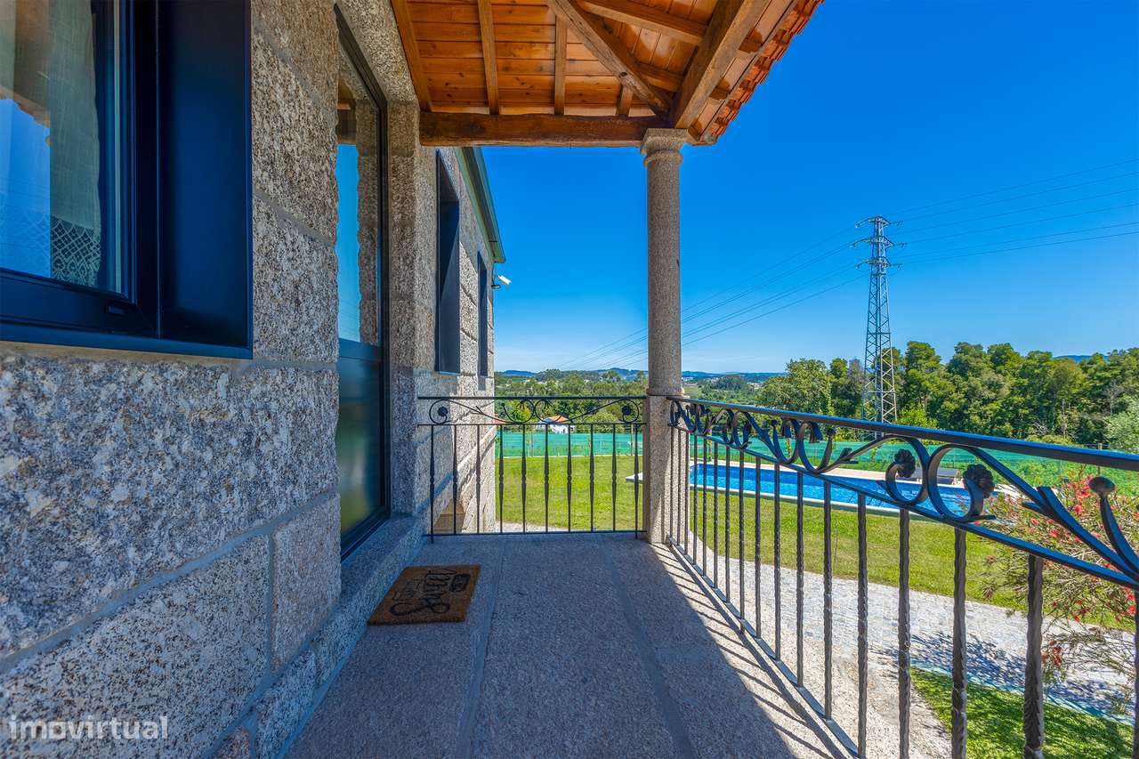 Magnífica Quinta. Moradia T10. Piscina e jardim. Vila Nova Famalicão-40