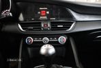 Alfa Romeo Giulia 2.2 D - 14