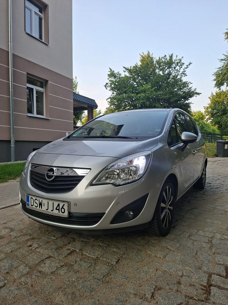 Opel Meriva II (2010-) 2011