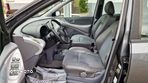 Nissan Almera Tino 1.8 Visia - 16