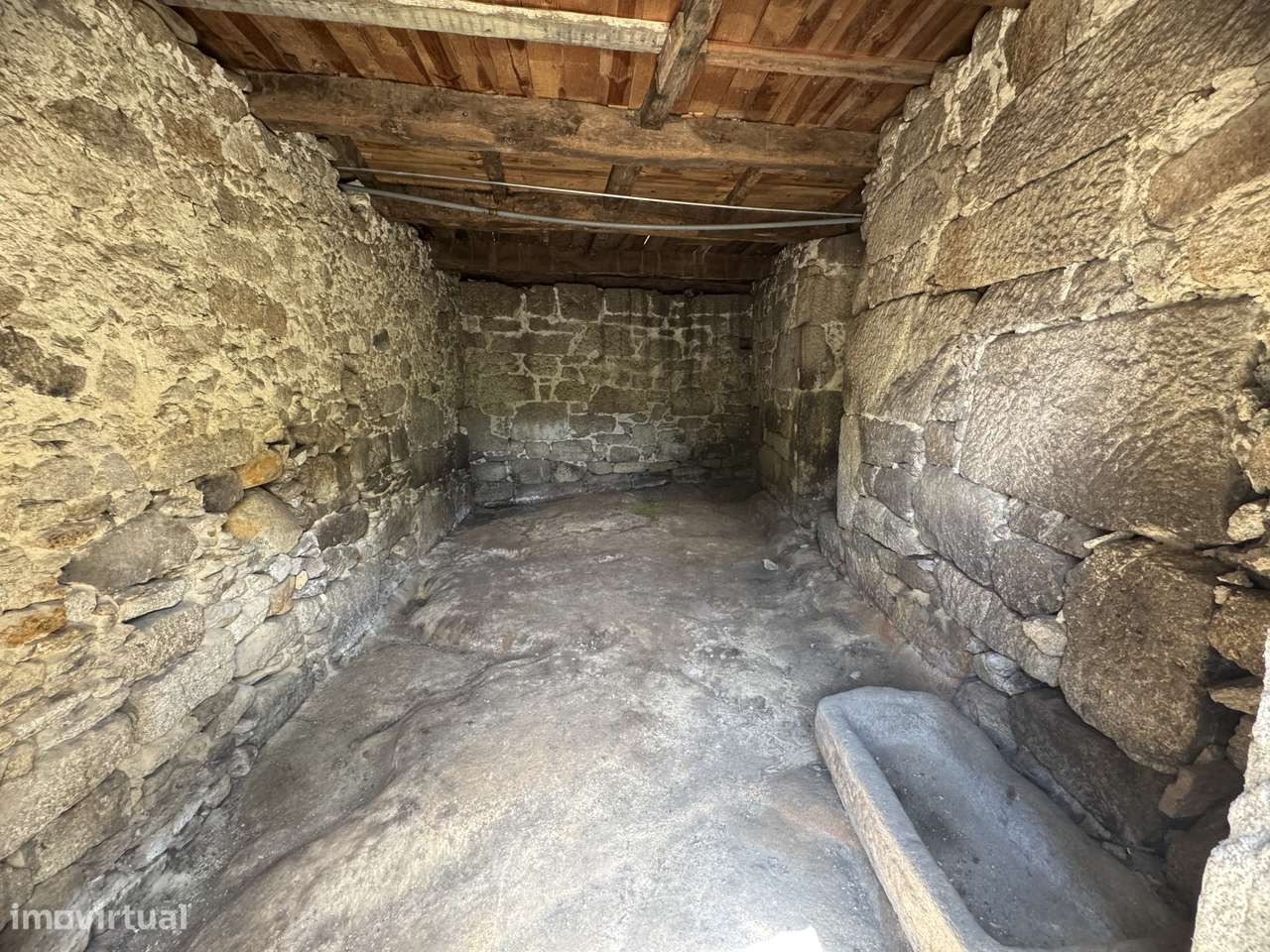 Moradia, granito p/recuperar – Oliveira de Frades-22