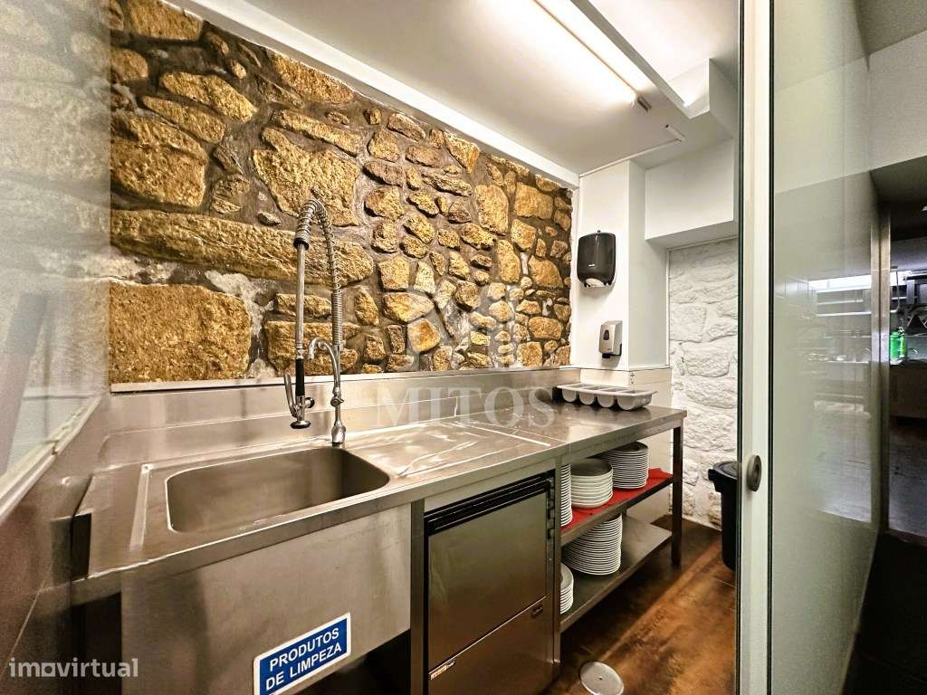 Espaço comercial para venda no centro de Viana do Castelo - Grande imagem: 4/14