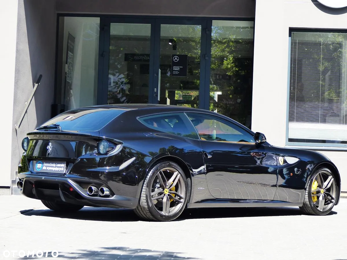 Ferrari FF Standard - 5