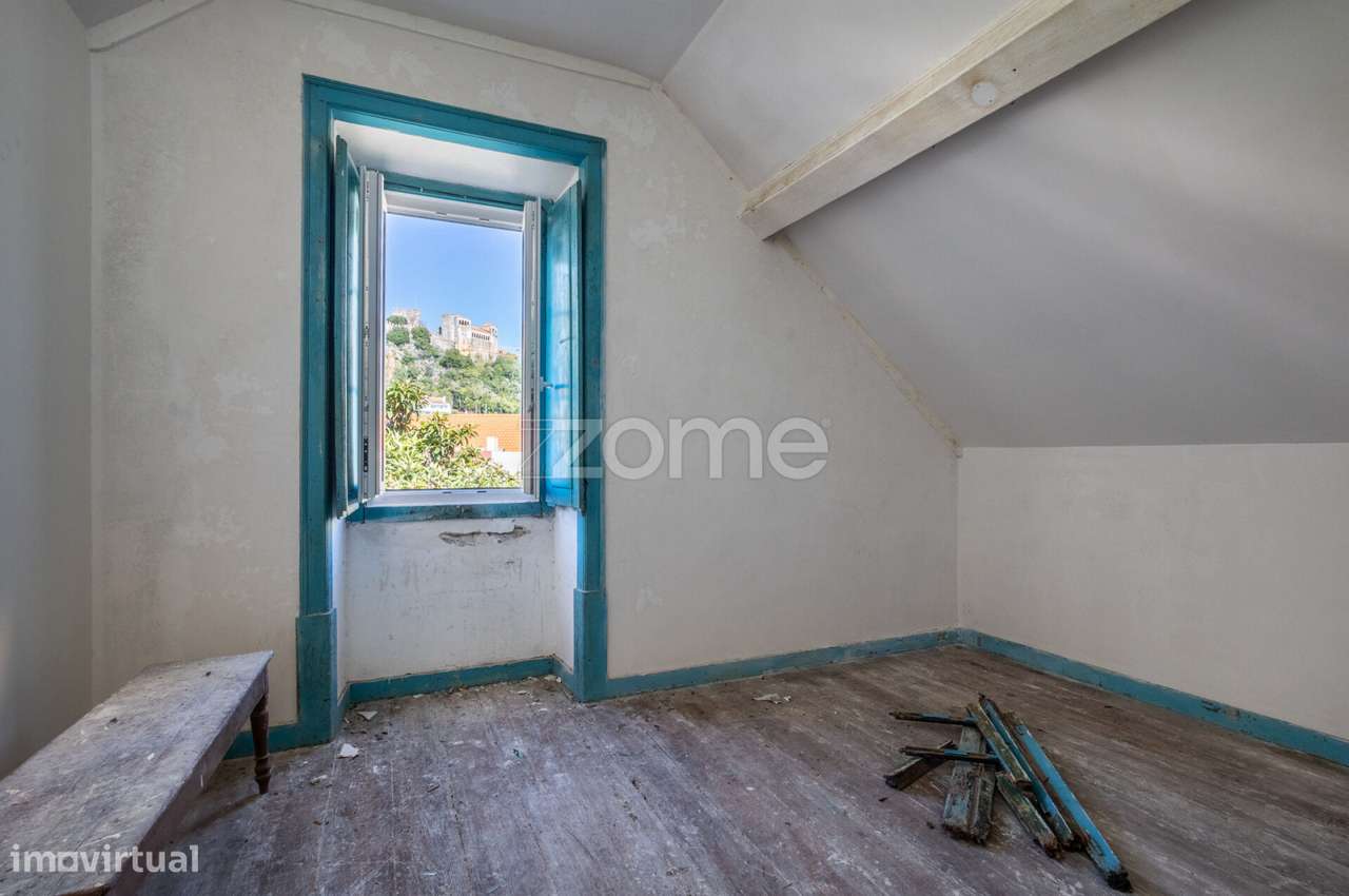 Prédio com grandes áreas no Centro de Leiria-28