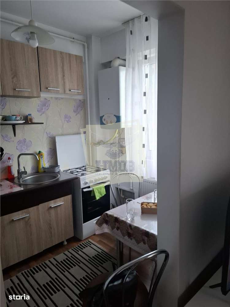 Garsoniera cu balcon boxa si parcare etaj 2 Turnisor - Imagine principală: 3/12