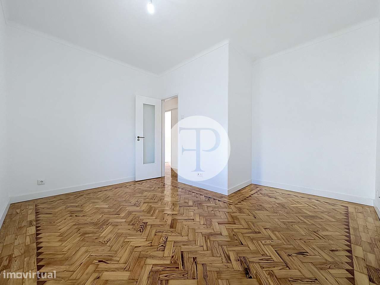 T3 remodelado no centro das Caldas da Rainha, último piso com varanda-6