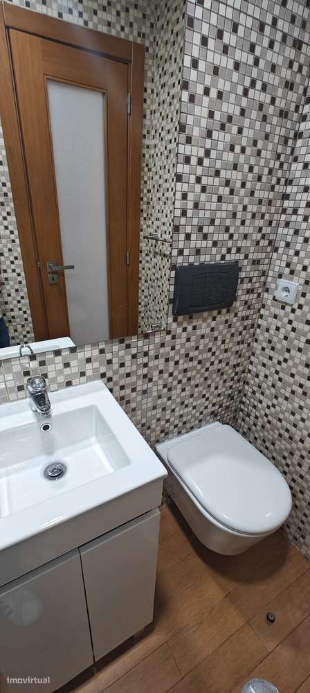 Arrendamento de estúdio T0 na Rua dos Bragas, 284 - Grande imagem: 5/8