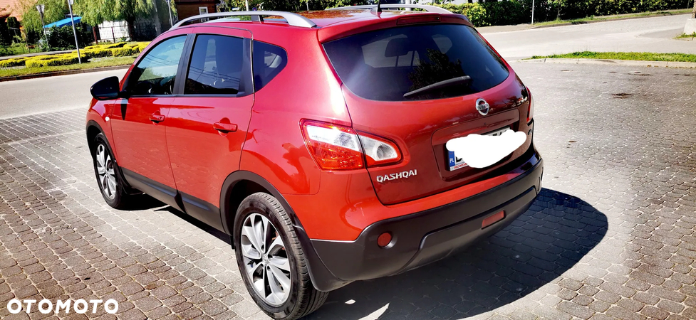 Nissan Qashqai - 2