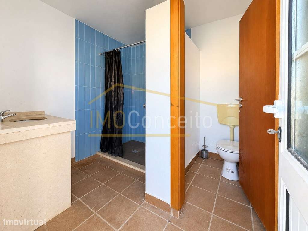 MORADIA T3 COM 2 ANEXOS| PISCINA| EXCELENTE LOCALIZAÇÃO E POTENCIAL...-24
