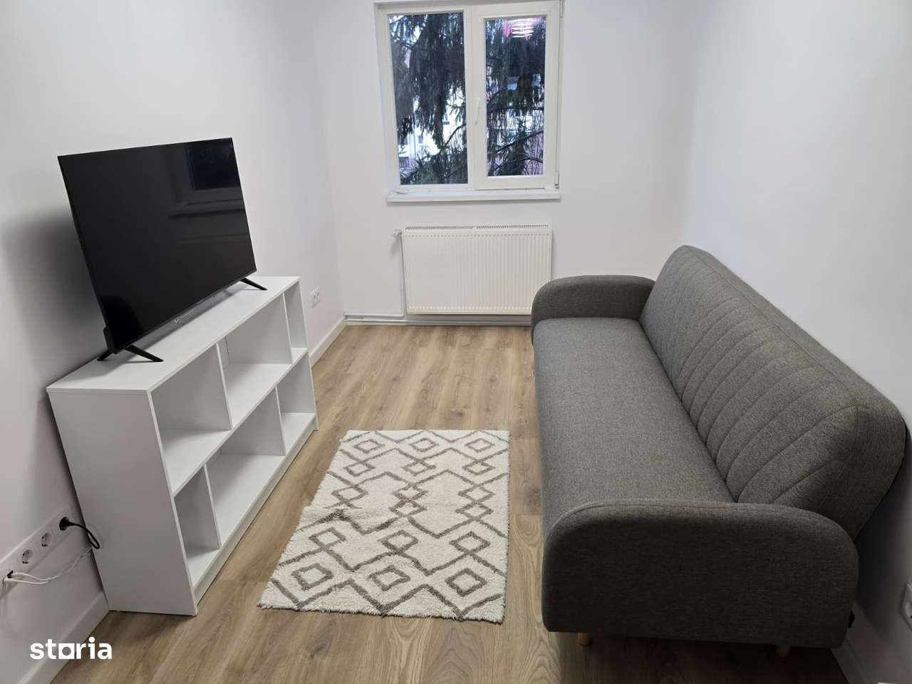 INCHIRIEZ  apartament  3 camere,recent renovat,zona Centrala - Imagine principală: 5/10