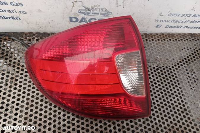 Lampa stop stanga pe aripa Kia Rio 1 (facelift)  [din 2002 pana  2005] seria Sedan 1.3 MT (82 hp) - 4