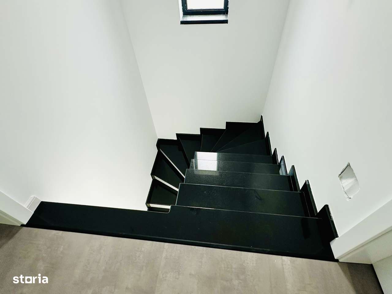 Vila nouă moderna Damila,Capsunarie-7