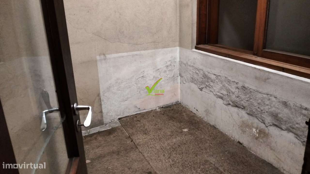 T. 3 a 50 metros da Praça do Almada-14