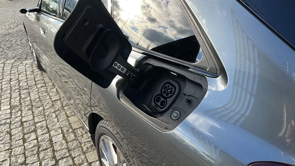 A6 e-tron Avant Performance 367KM Demo