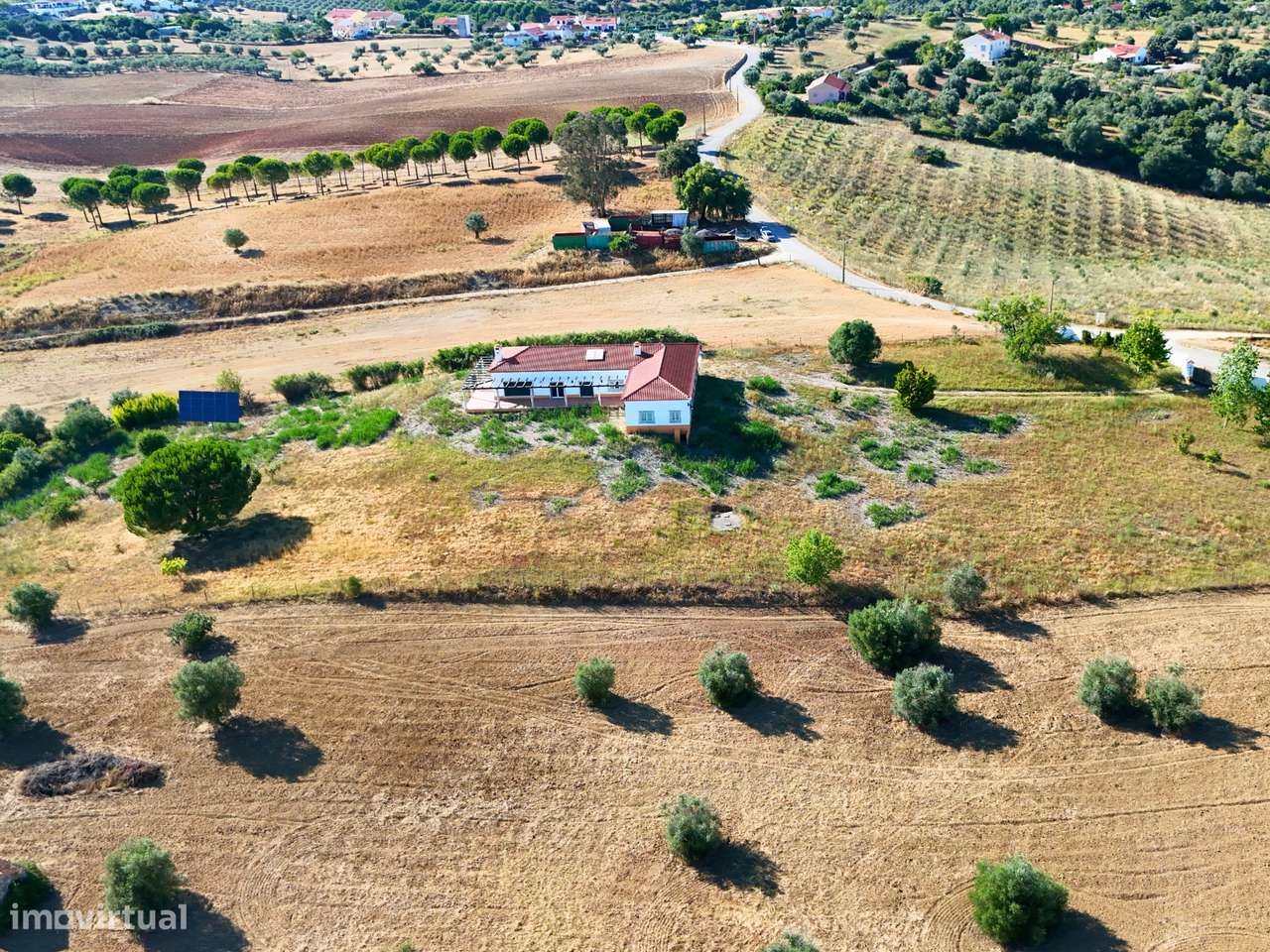 Moradia T4 inserida em propriedade com 9.680 m²-42