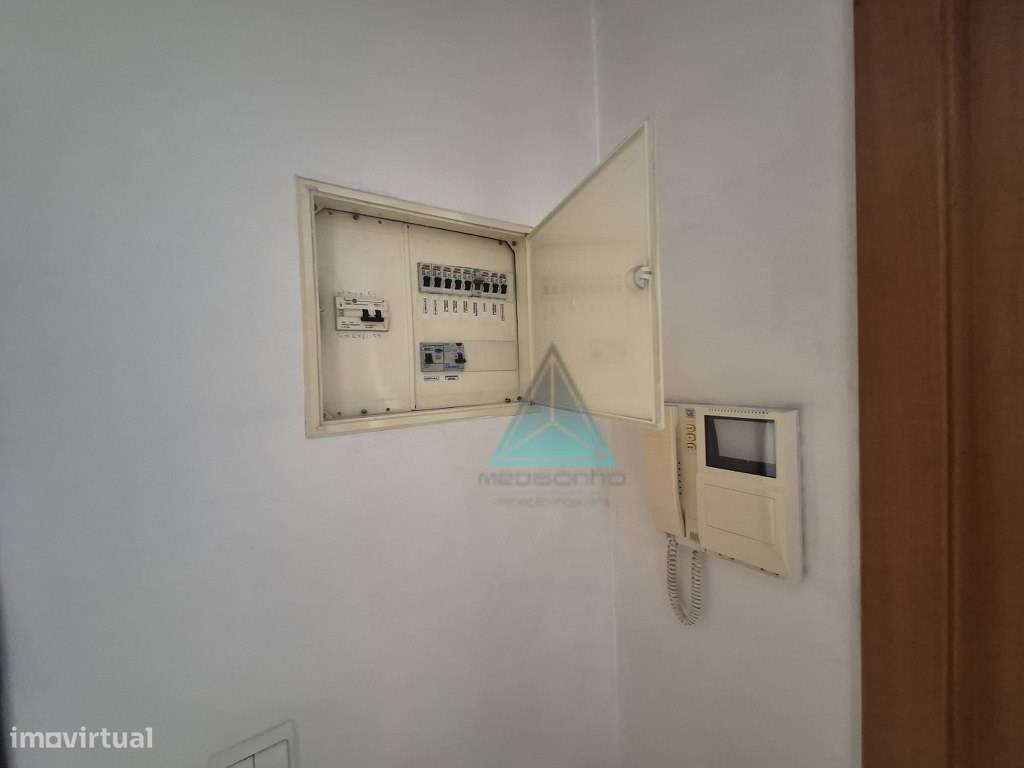 Apartamento T2 em Qta Vale Flor de Baixo, Feijó-14