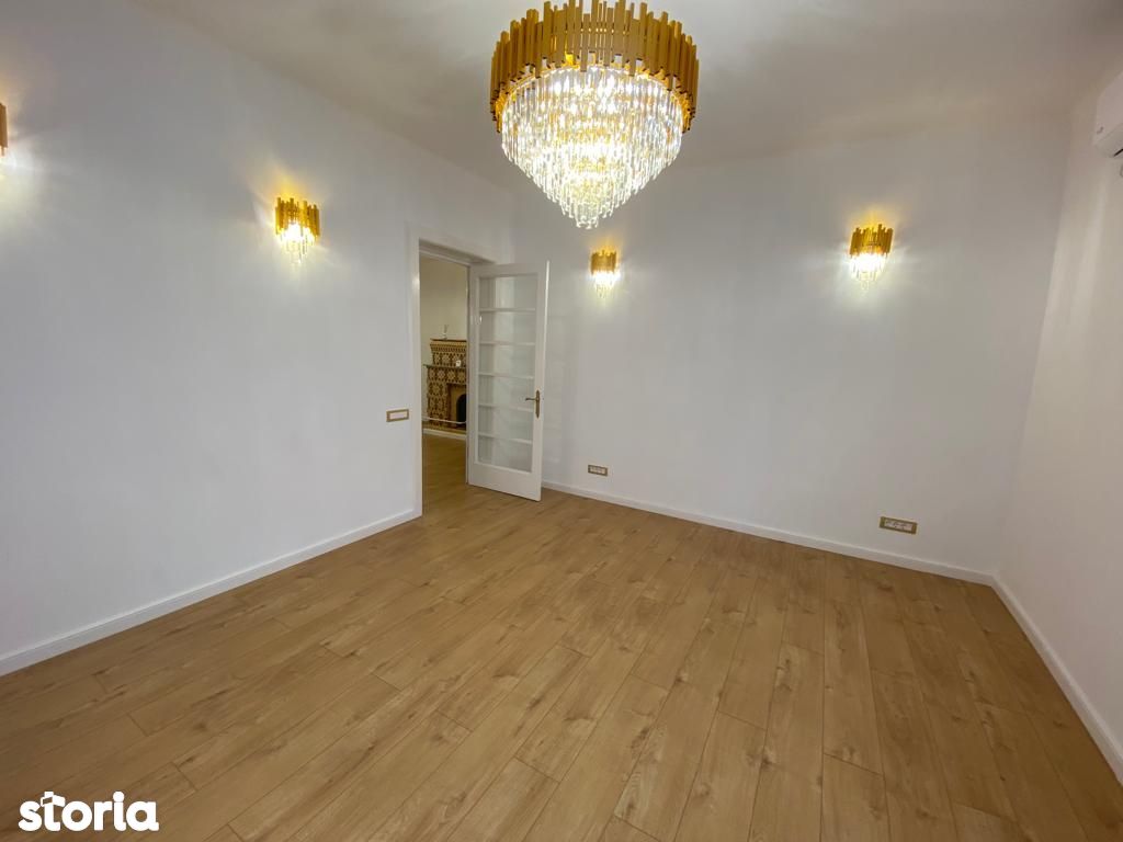 Vanzare apartament renovat 94mp 3 camere si boxe Cotroceni metrou