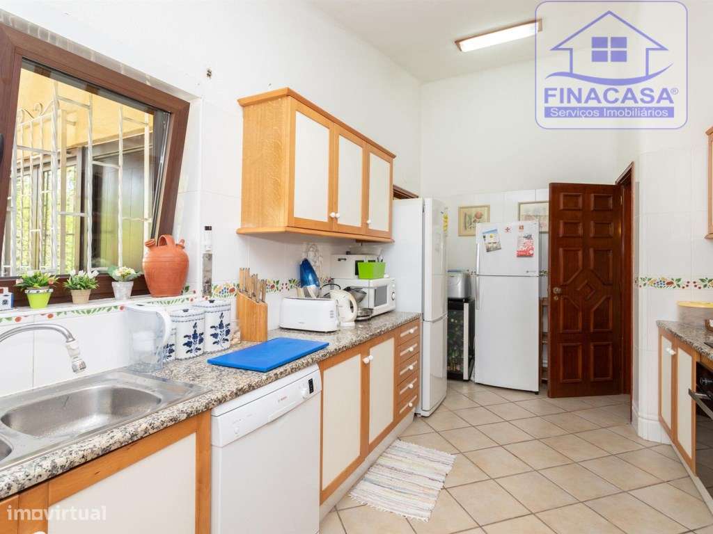 Moradia V3 toda térrea isolada com piscina,jardim e garagem - Vilam...-30