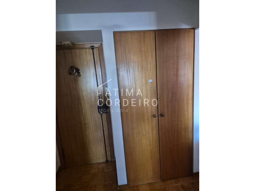 T2 situado no Monte da Caparica, 3º andar em prédio com elevador-25