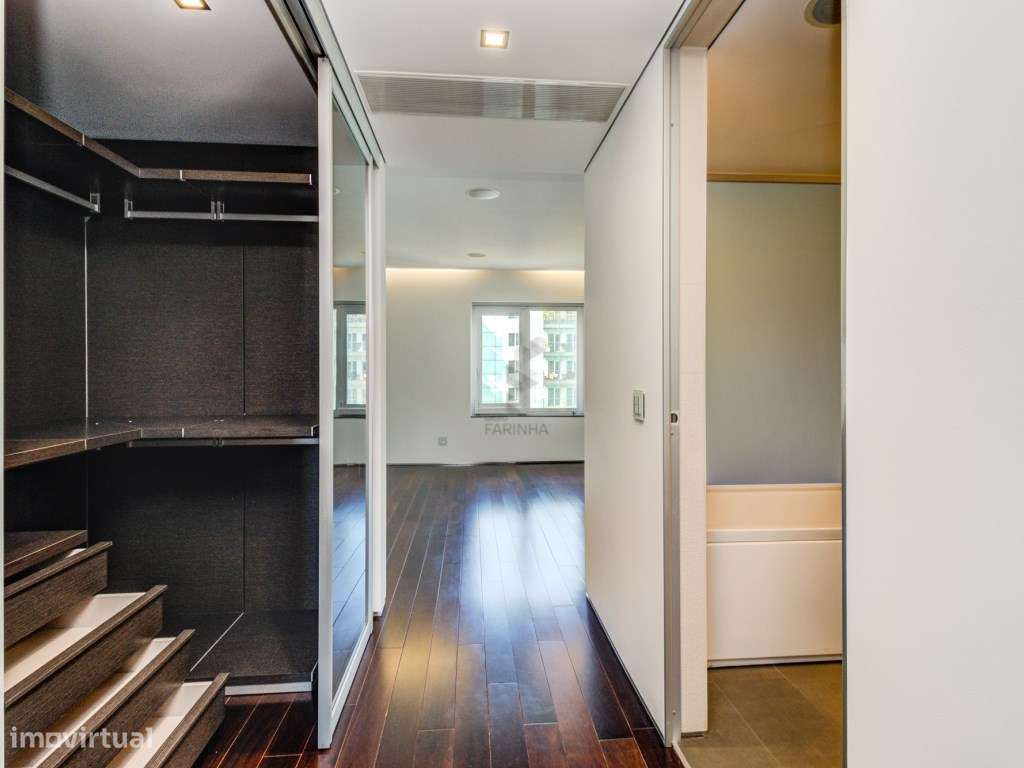 Magnífico apartamento T5 + 1 no Condomínio Jardins São Lourenço - L...-35