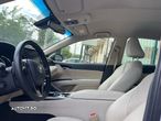 Toyota Camry 2.5 Hybrid Exclusive - 17