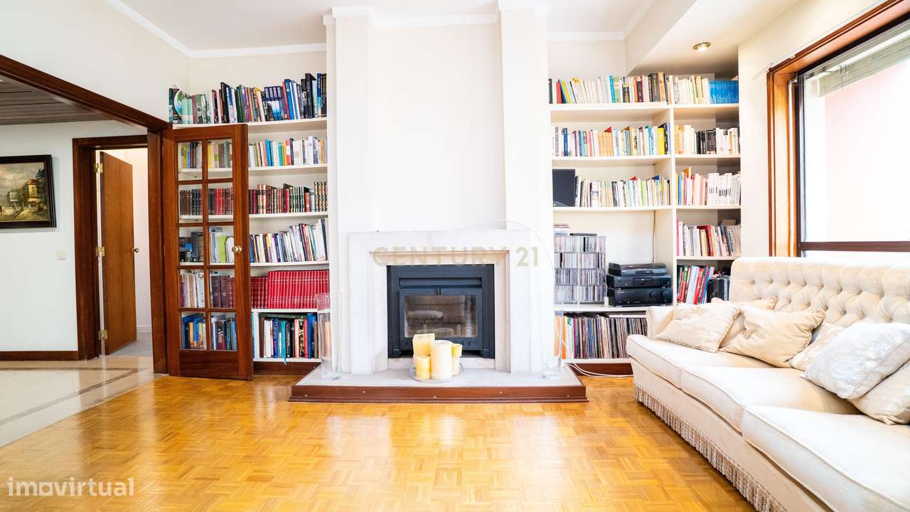 Apartamento T3 com estacionamento na Rua Padre Américo - Grande imagem: 4/44