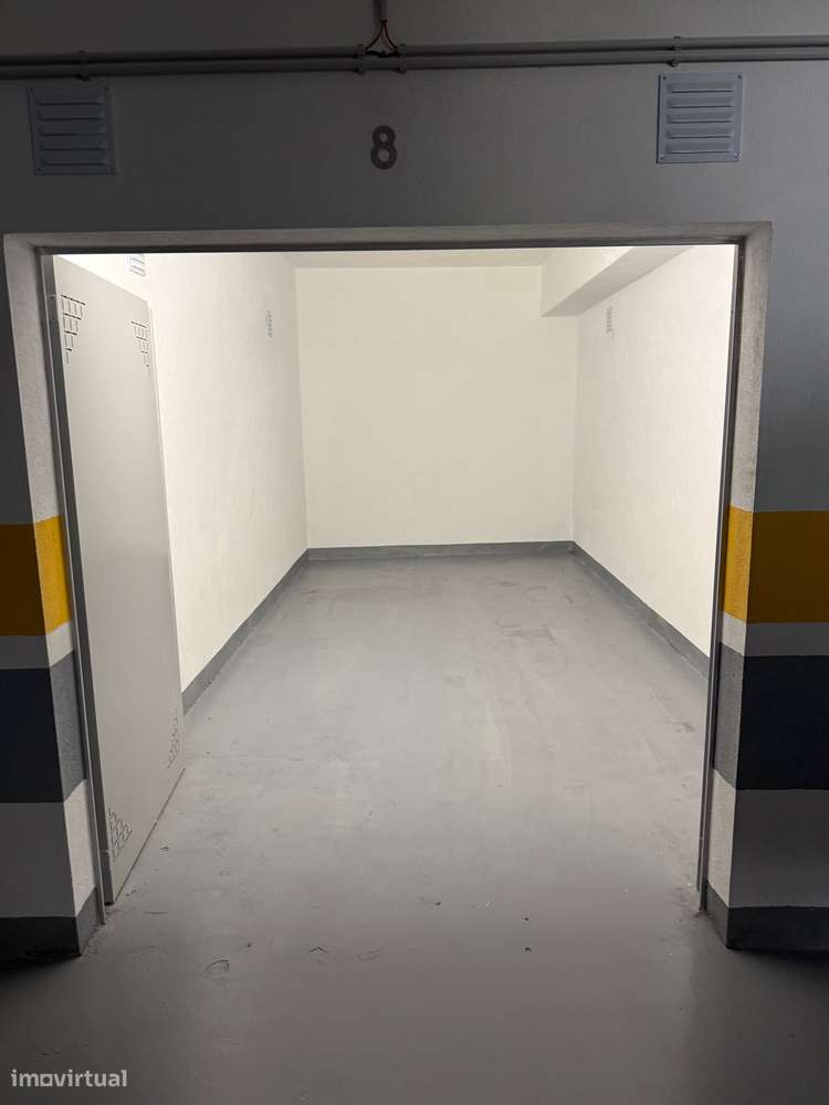 Garagem para arrendamento - Grande imagem: 3/3