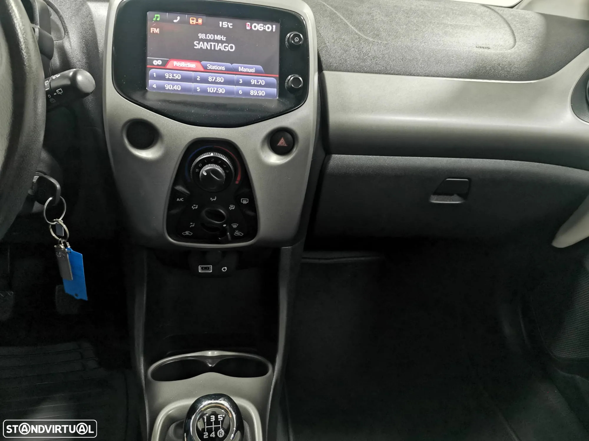 Toyota Aygo 1.0 X-Play+AC+X-Touch - 17