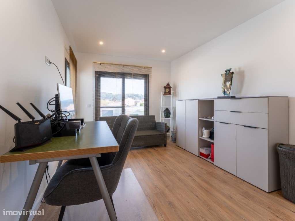 Moradia V4 com piscina aquecida, jardim e garagem em Alfeizerão (Co...-25