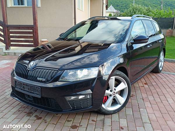 Skoda Octavia Combi 2.0 TDI DSG RS - 1