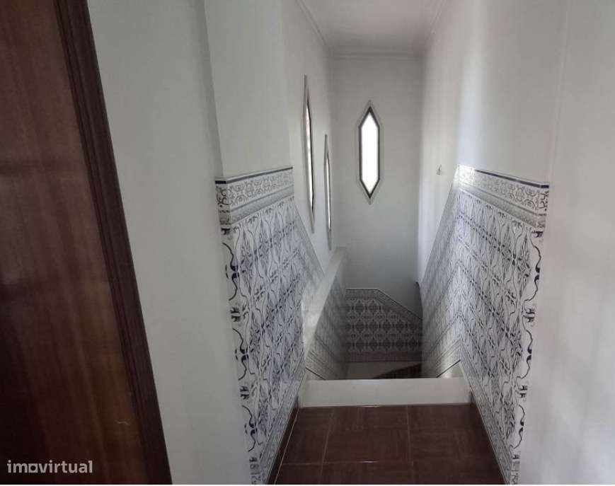 Imóvel de banco : escritura ao abrigo do simplex-16