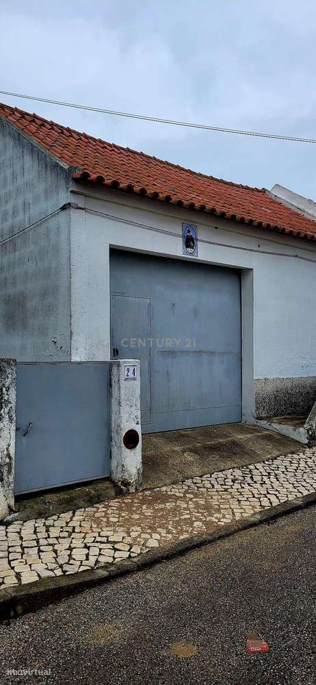 Terreno 198.90m2 com Armazém edificado - Grande imagem: 4/4