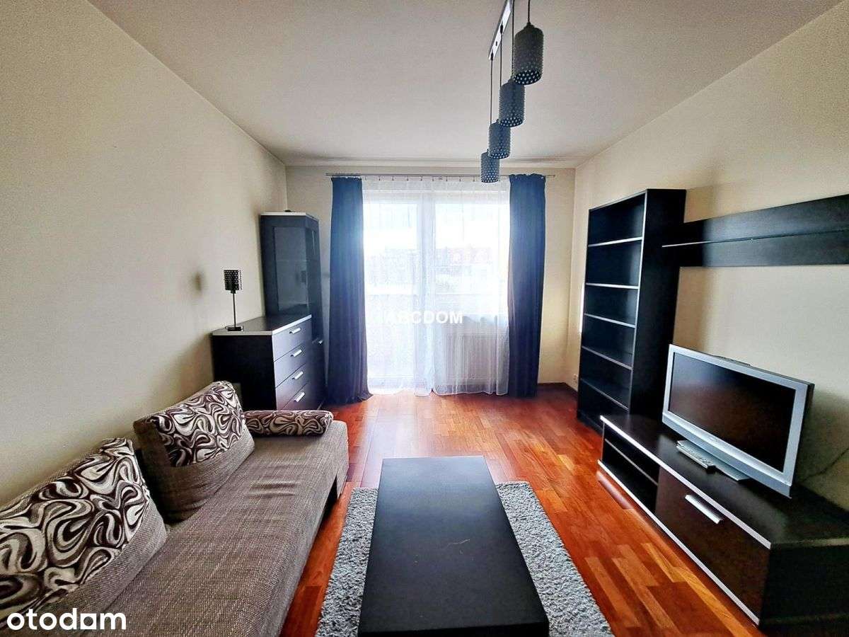 Płaszów - dwa pokoje, jasna kuchnia, 1 piętro-2